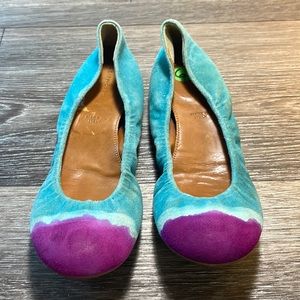 Leifnotes flats woman’s size 6 (f131)